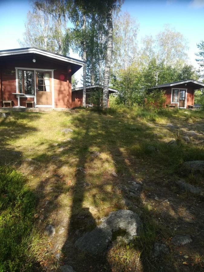 Pirttiniemen Lomakylä Hotell Muurasjärvi Exteriör bild